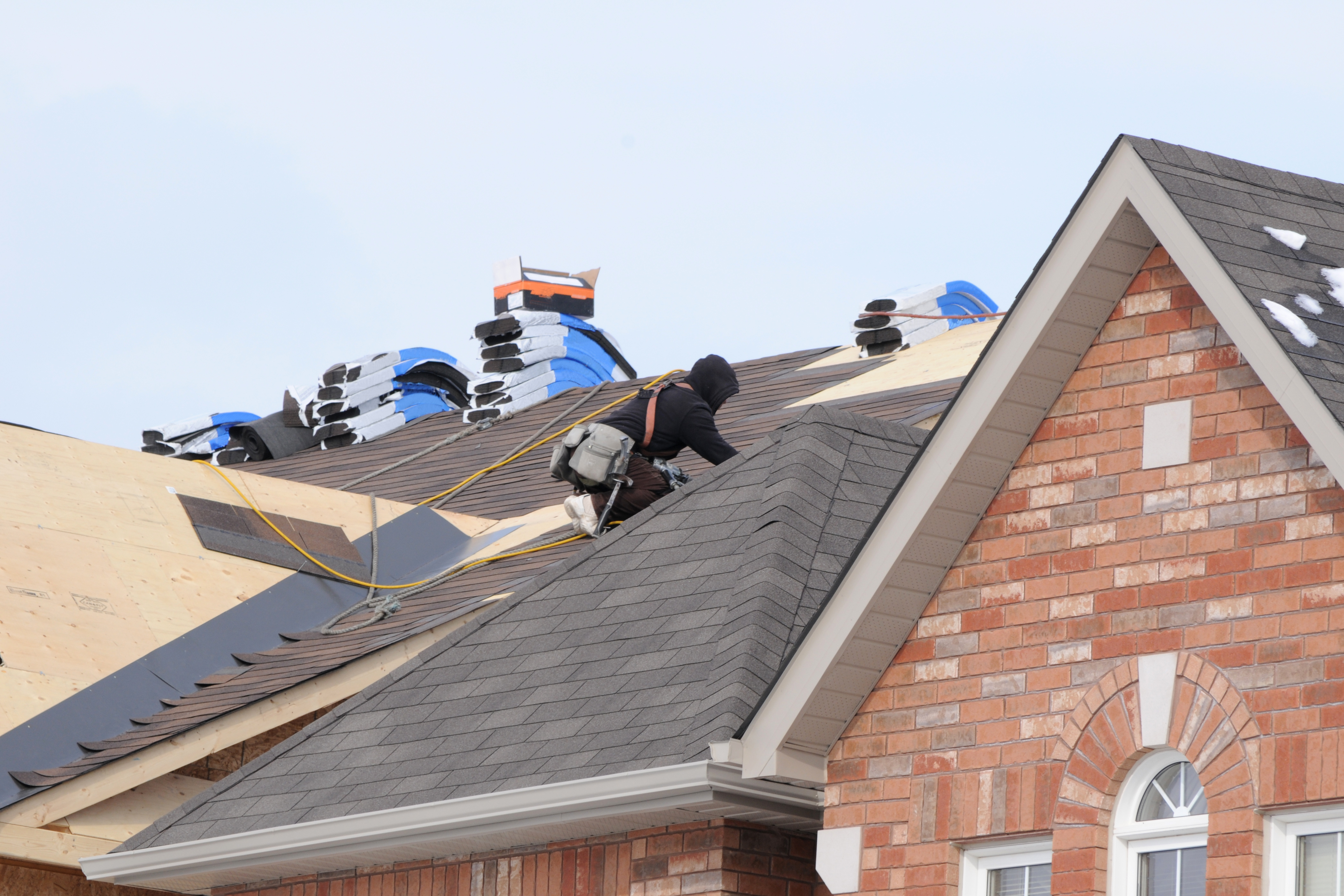 Call Titan Roofing Our Charleston Roofing Contractors Offer Repair Replacement Services 843-647-3183