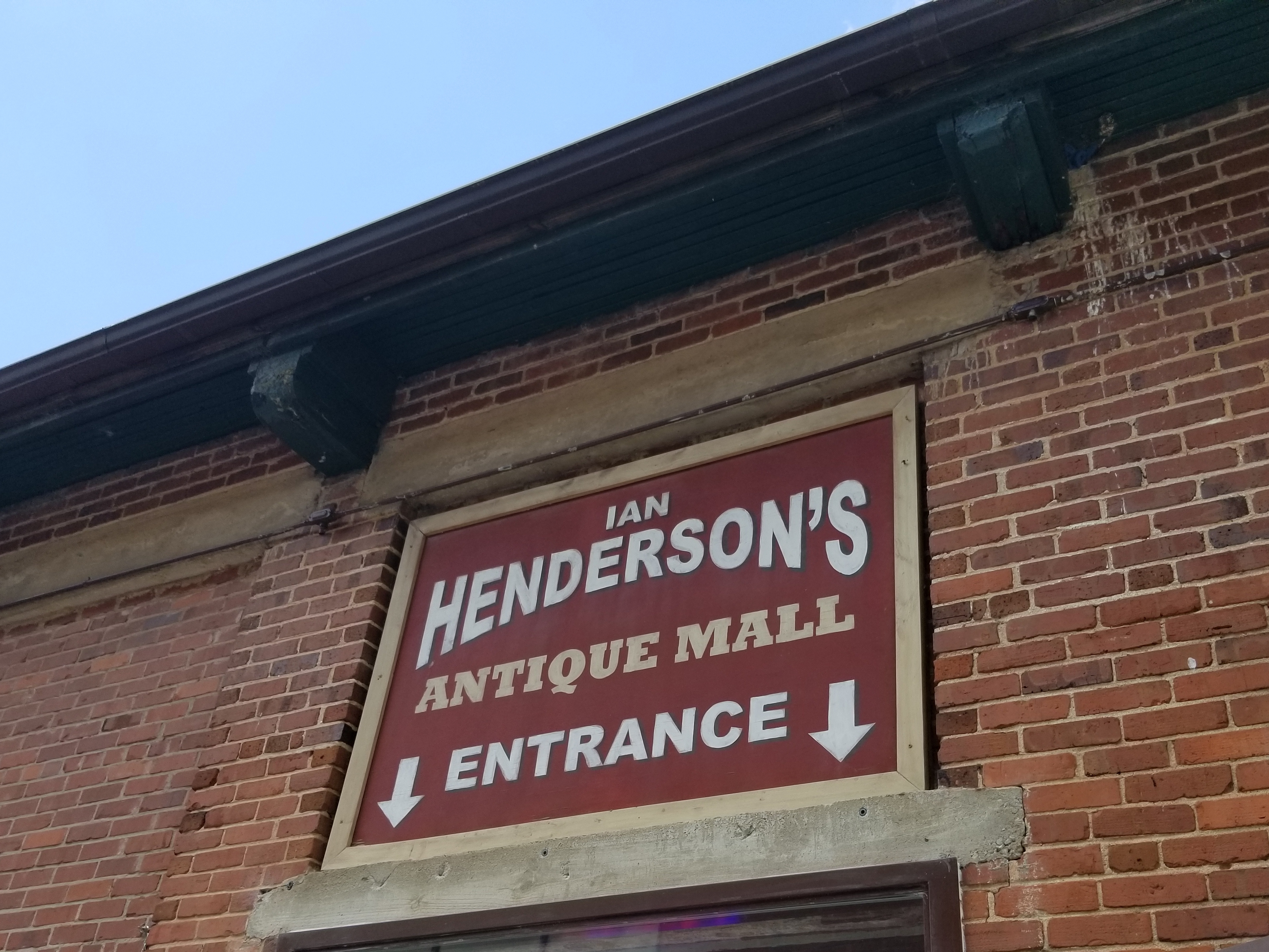 Ian Henderson's Antique Mall Monroe GA